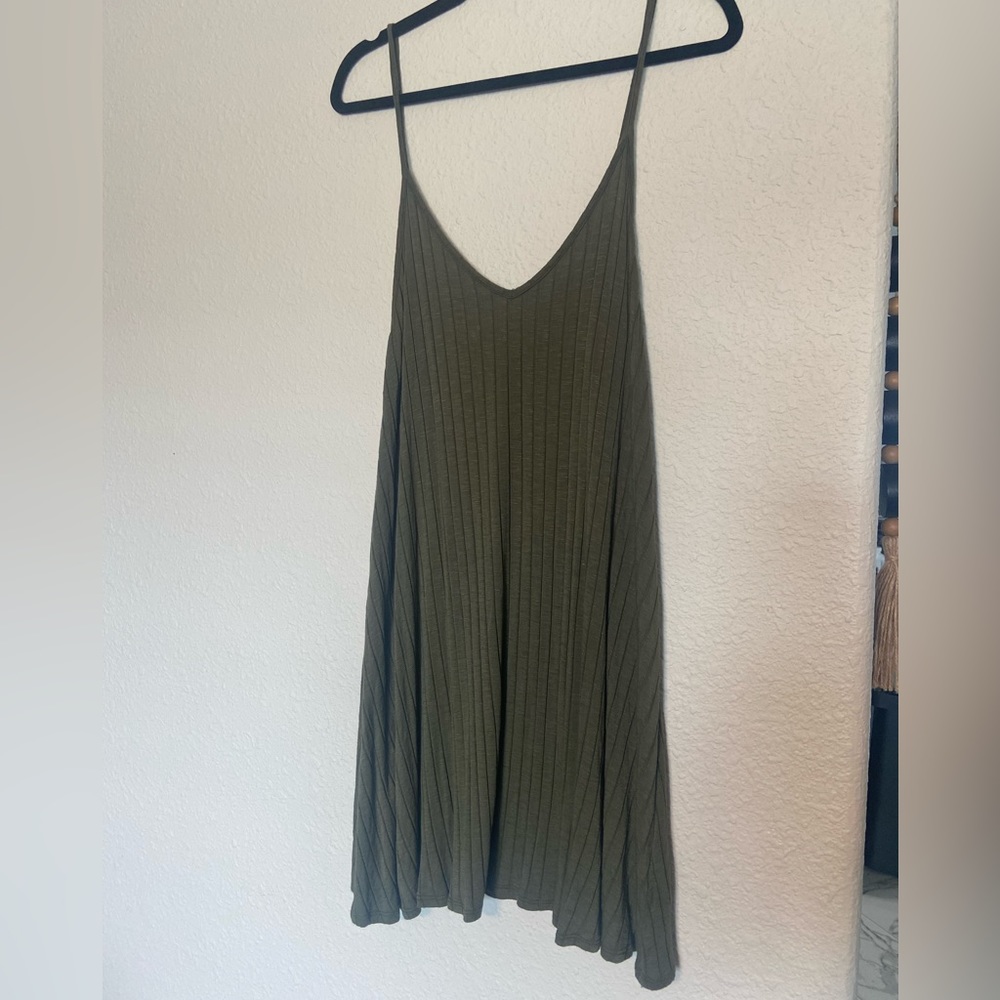 Silence + Noise Urban Outfitters green dress medium